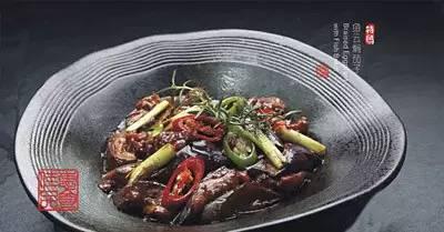 匠心三十味，細品惠食佳——探秘廣州惠食佳餐廳的三十道茄子主題美食盛宴